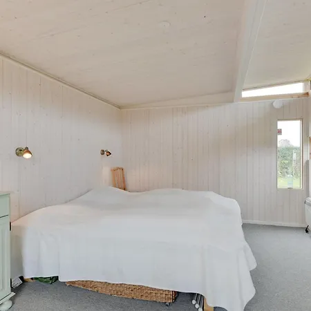 Roar - 500m From The Sea By Interhome * Egernsund