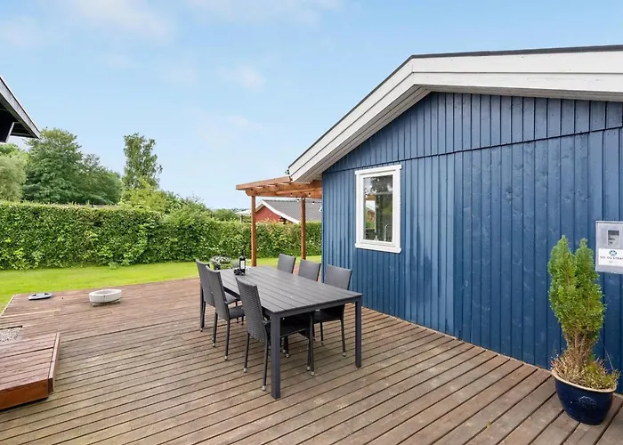 Roar - 500m From The Sea By Interhome *