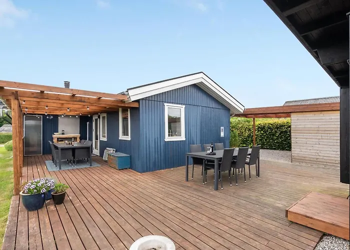 Roar - 500m From The Sea By Interhome *